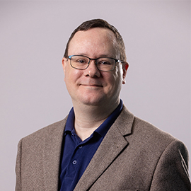 chris simmonds headshot