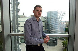 Dr Raymond Arthur - Web