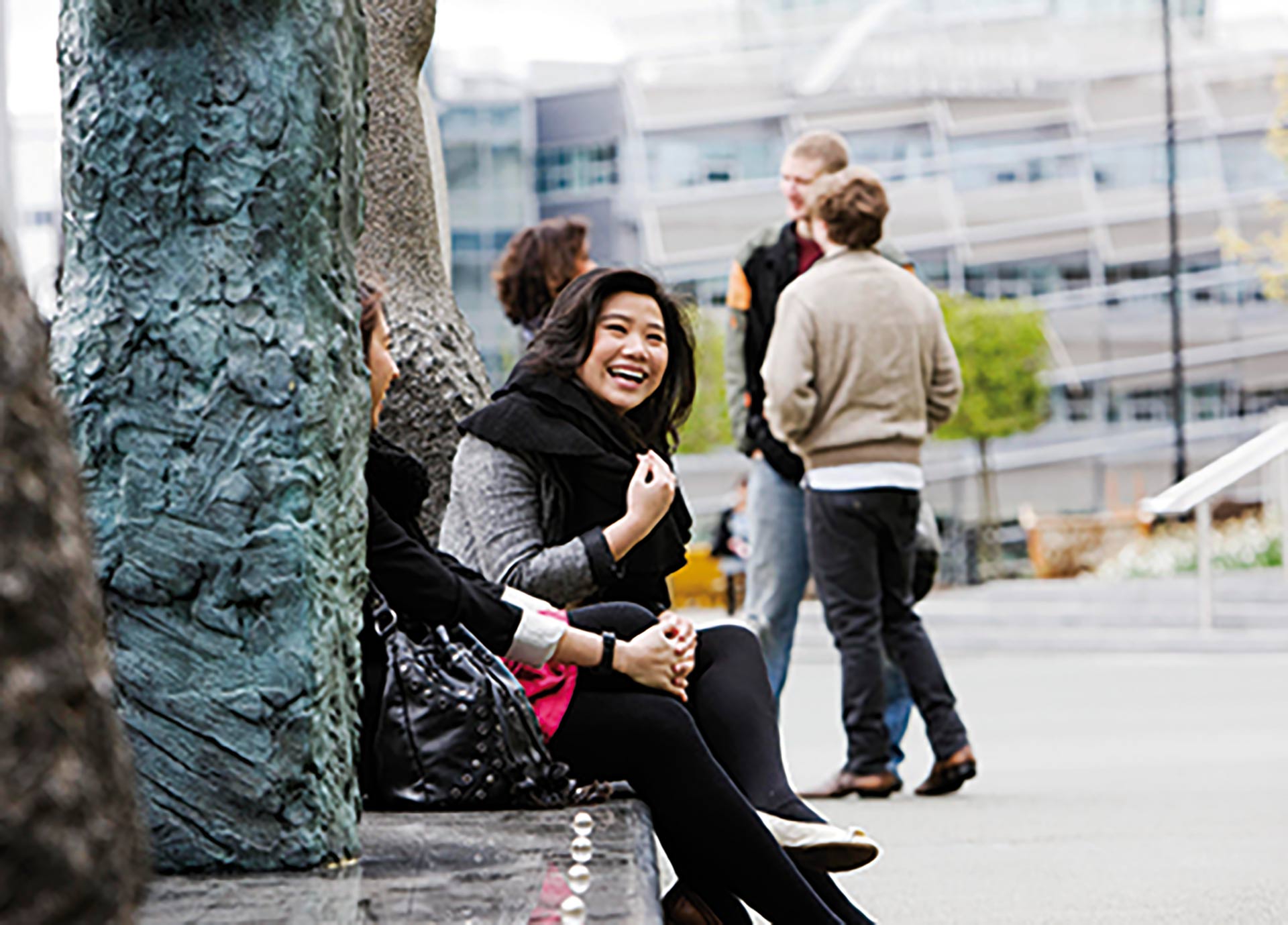 Students At City Campus East Web