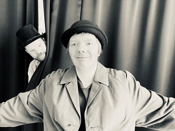 Caption:Actors Andrew Robson and Andrew McLeod