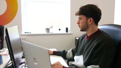 Graduate intern working at O Communications