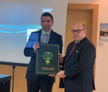 Christoph Pfeifer, Austrian commercial counsellor, honours Dr. Muhammad Wakil Shahzad, winner of the Energy Globe Award Saudi Arabia.