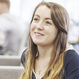 a close up of a woman