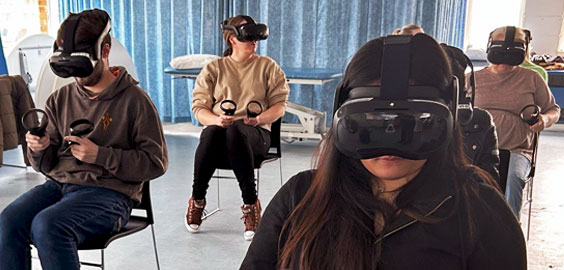 operating department practice undergraduate health students virtual reality headset classroom environment